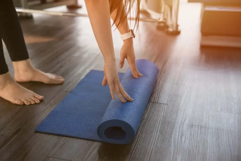 Are You Using Your Yoga Mat Right? (Which Side up?)